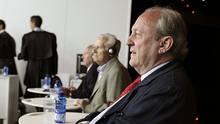  - El tribunal del 'Prestige' solo condenó al capitán a nueve meses de prisión por desobediencia grave