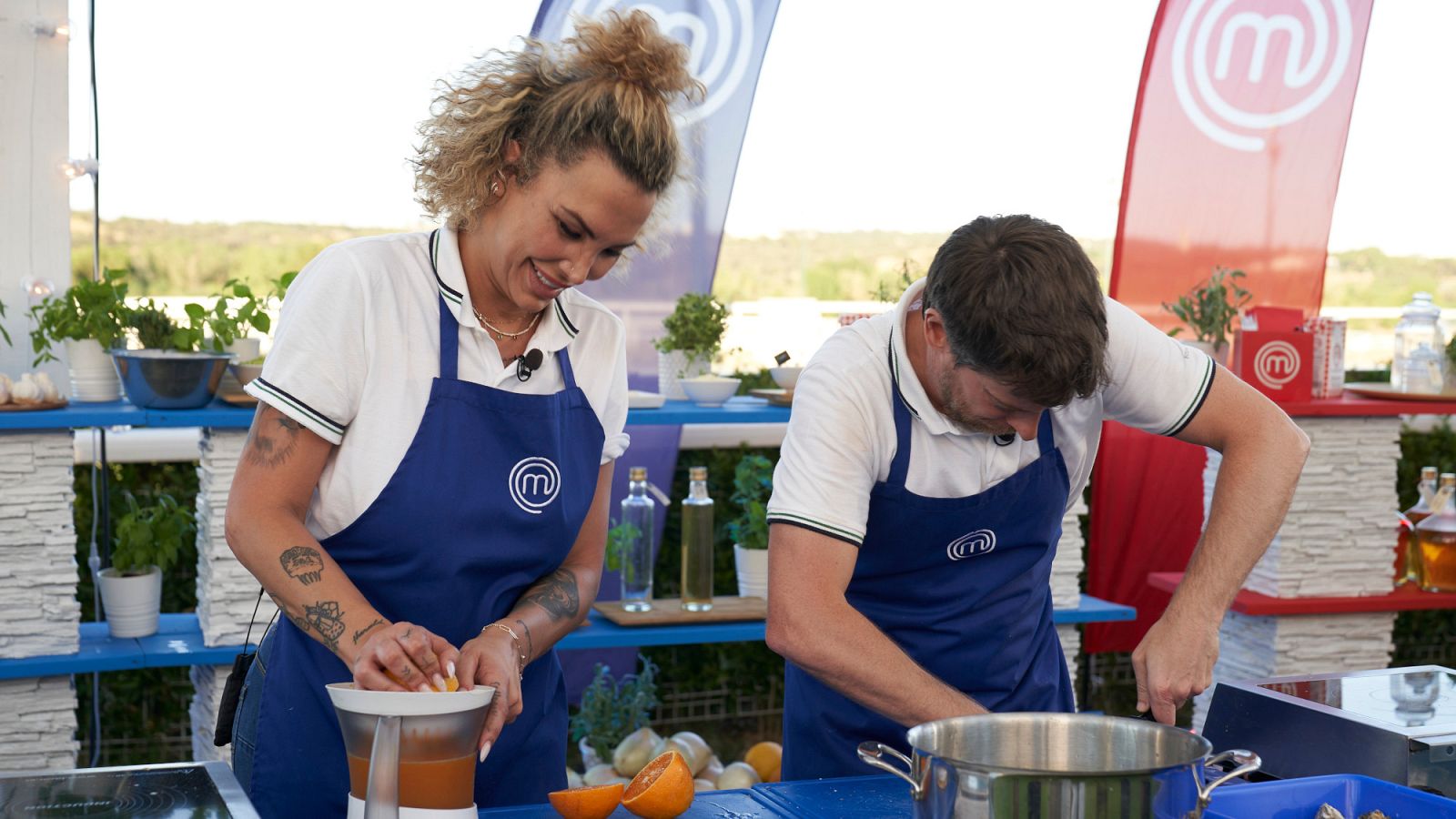Daniela Santiago cuenta que estudió en un colegio de monjas | Ver