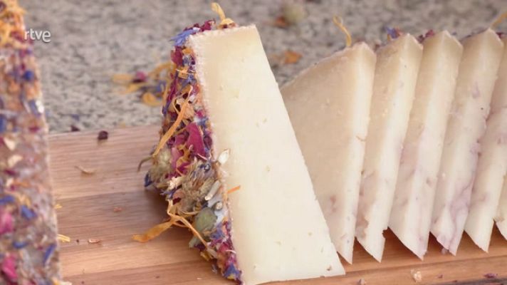 Aquí la Tierra - Queso con flores y otras delicias