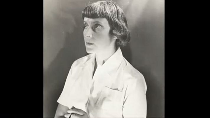 RTVE Igualdad - Exposición de la obra de Ilse Bing, "la reina de la Leica"