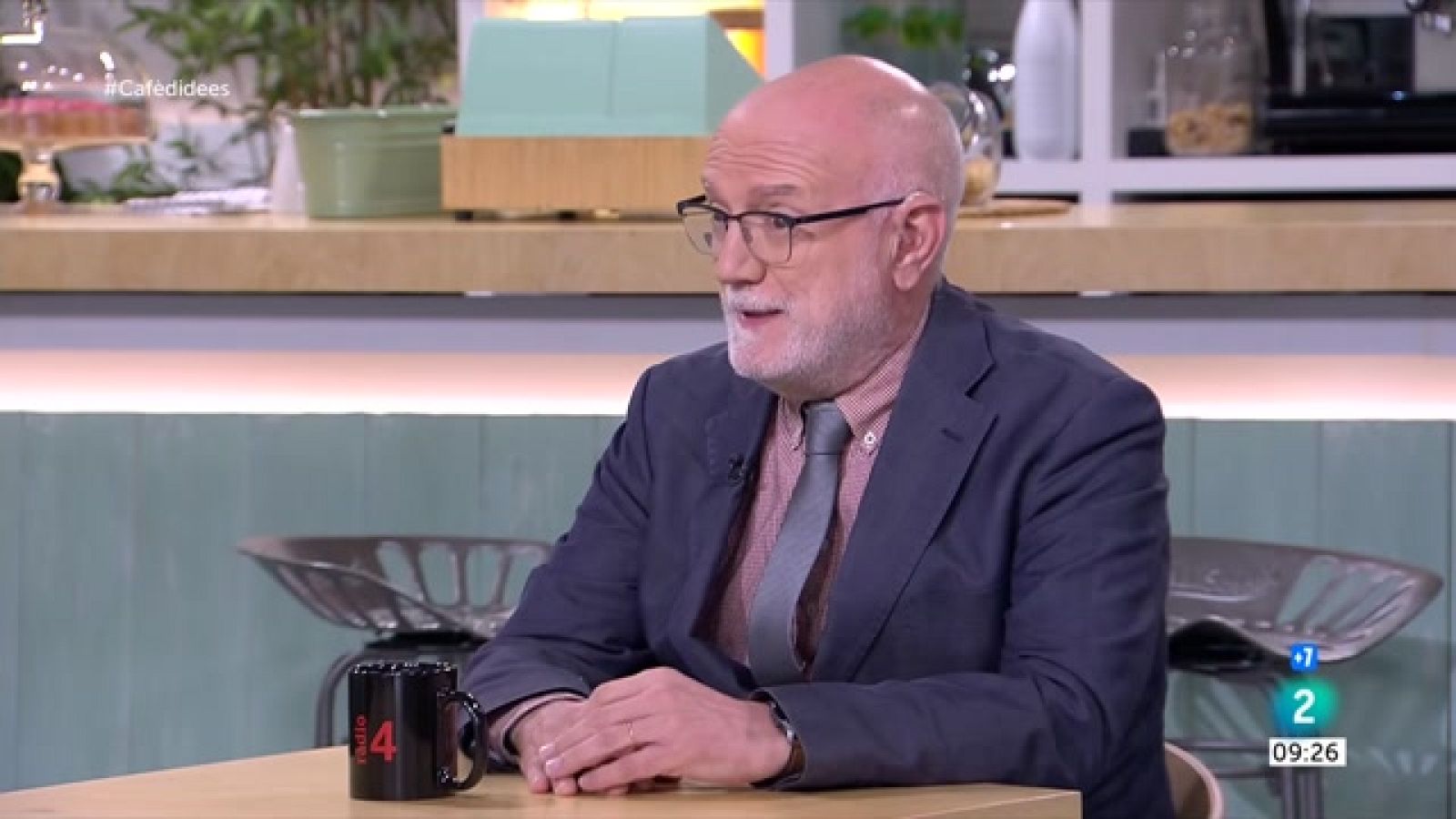 Joan Santamaria: "Contra l'insomni cal no començar amb medicaments"