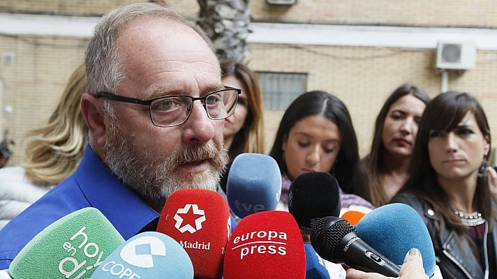 Telediario 1 - Padre de Marta del Castillo impugnará el archivo de la causa