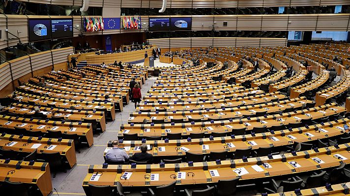 Telediario 2 - Bruselas propone reglas fiscales más flexibles adaptadas a cada país, amplía sanciones y mantiene el déficit en el 3%