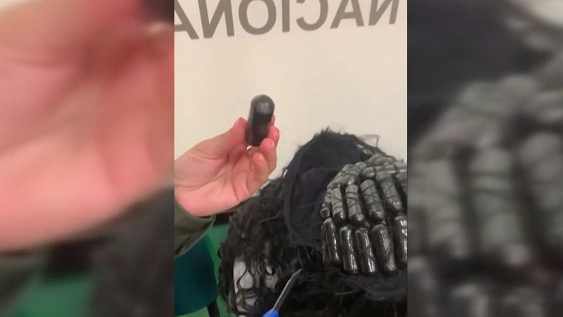 Detenidas por querer viajar a España con cocaína oculta en sus pelucas | Ver