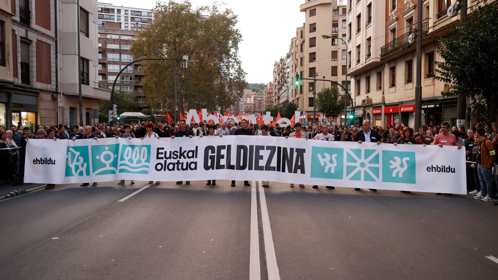 Manifestación en Bilbao para protestar a favor de la soberanía vasca | Ver