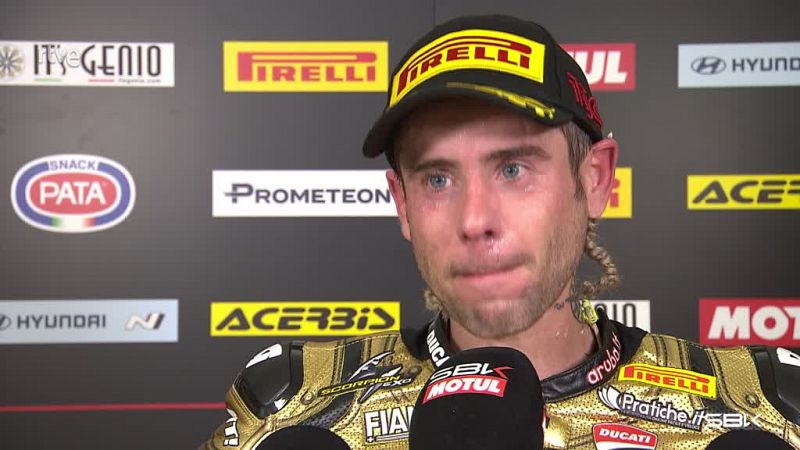 Bautista, campeón del mundo de Superbike: "Ha sido un año increíble. Hemos batido récords en todas las pistas"