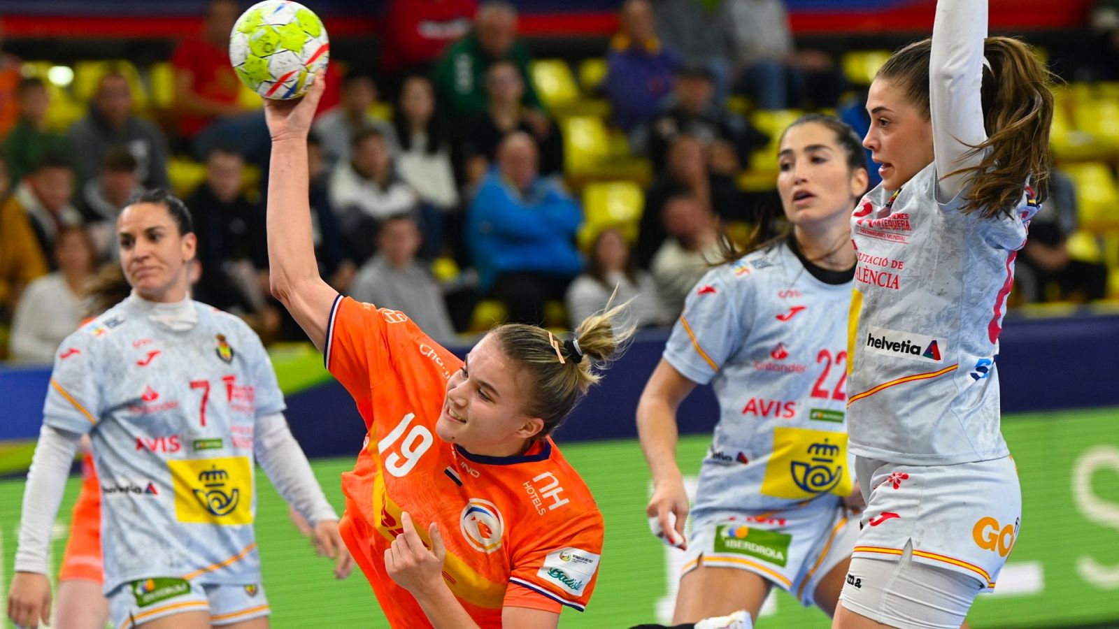 Resumen del primer tiempo del Países Bajos - España - Europeo Femenino de Balonmano | Ver
