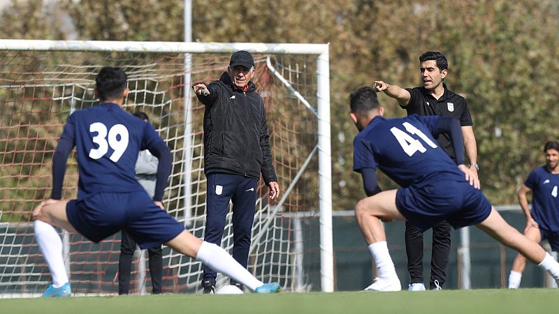 Queiroz no anuncia la lista de convocados de Irán para Qatar 2022 por presiones del Gobierno