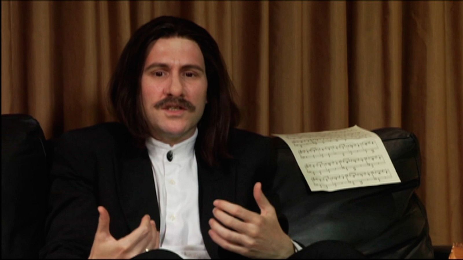 Muchachada Nui - Luis Cobos