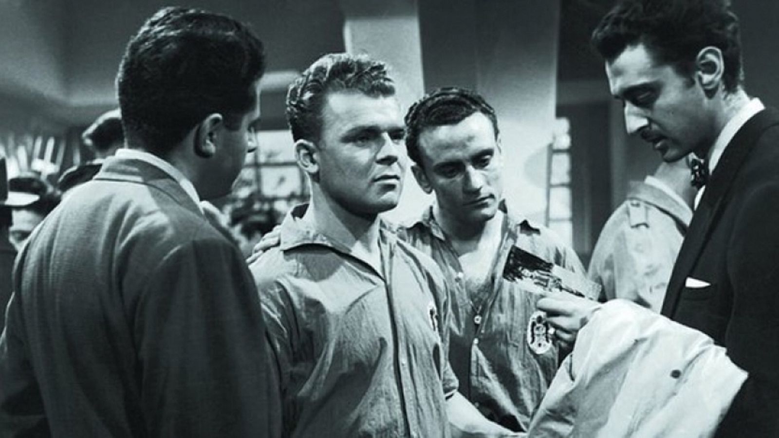 Historia de nuestro cine - Los ases buscan la paz - Ver ahora