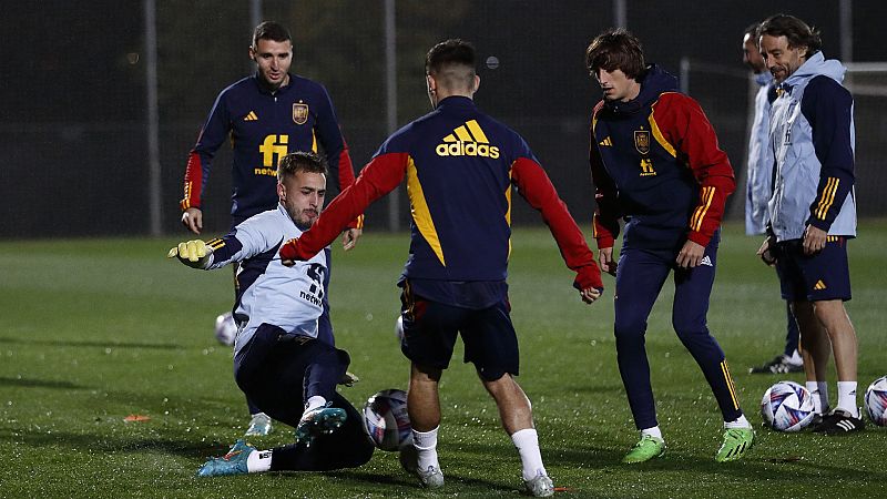 España se ejercita pensando en Jordania | Ver