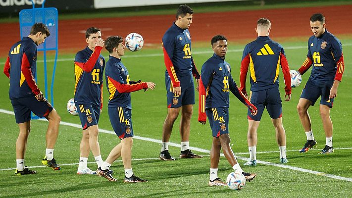 Telediario 1 - España pone rumbo a Jordania antes de su gran salto a Qatar 2022