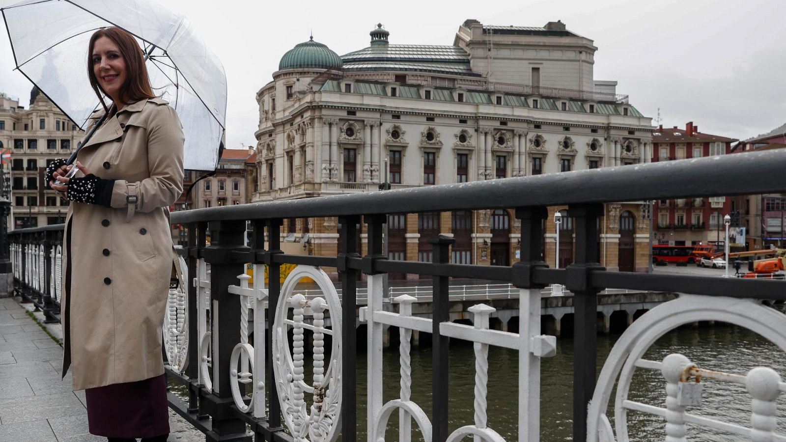 Dolores Redondo presenta 'Esperando al diluvio' | Ver