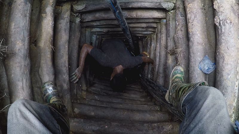 Así es una mina de oro por dentro en Ghana | Ver