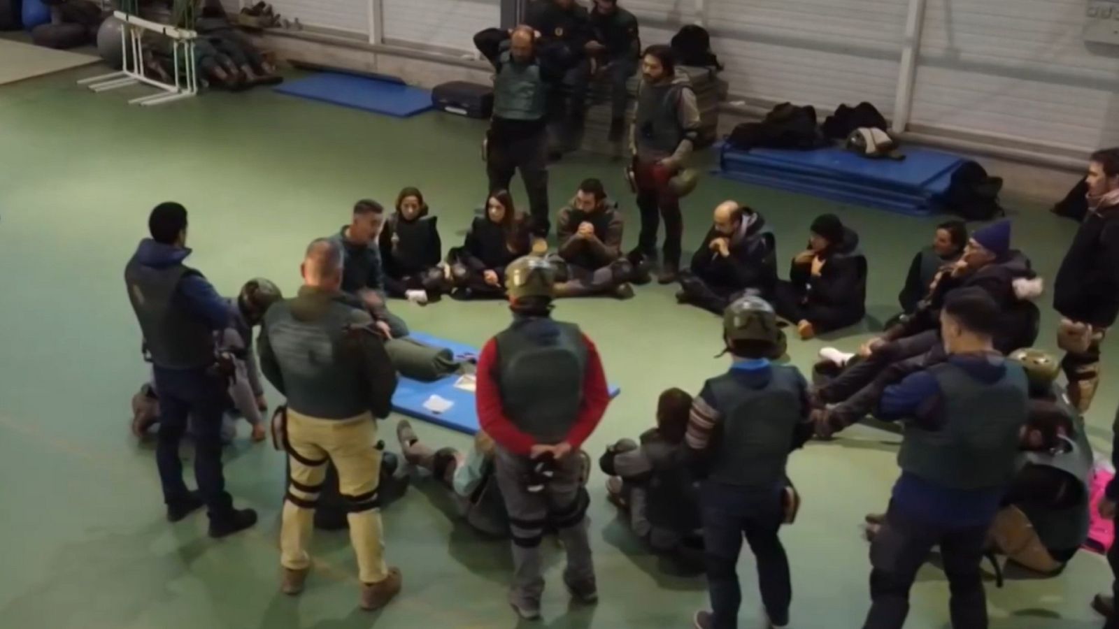 Formación para periodistas en zona hostil- RTVE.es | Ver