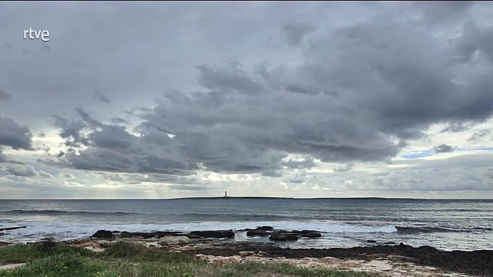 El tiempo - Viento fuerte o muy fuerte en amplias zonas de la Península y en Baleares. Nevadas en Pirineos
