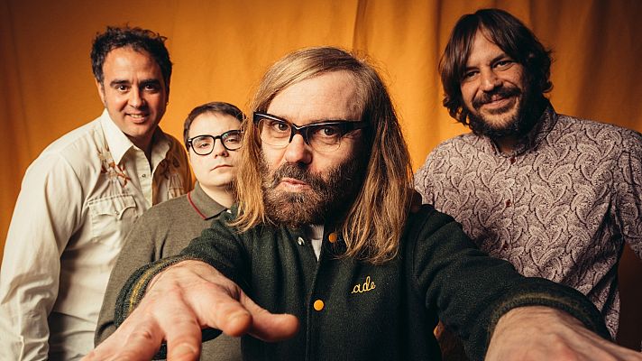 Atención obras - Dr. Explosión. Superioridad Moral