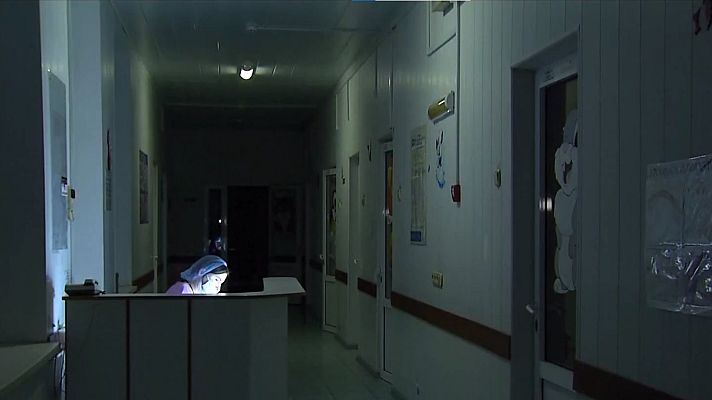 Telediario 1 - Ucrania trata de recuperarse de los cortes de energía tras el ataque ruso