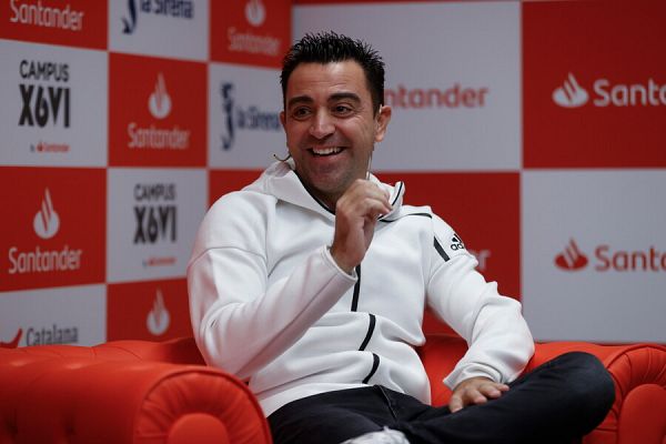 Telediario Fin de Semana - Mundial de Qatar: Xavi, a TVE: "Le he deseado suerte a Luis Enrique, veo a España favorita"