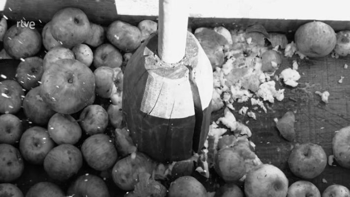 Aquí la Tierra - Así se hace la sidra en Asturias