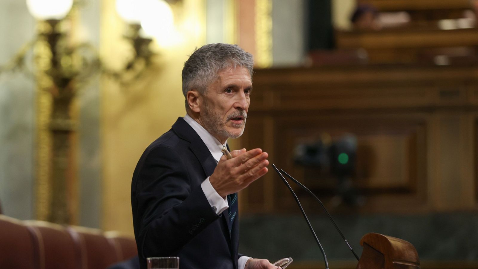 Marlaska insiste en que no hubo muertos en territorio español - Telediario 1 | Ver