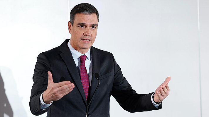 Telediario 1 - Interceptan nuevos sobres con material pirotécnico dirigidos a Sánchez, Robles y la base de Torrejón