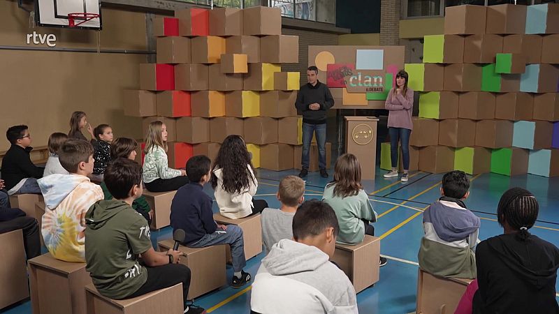 �podemos vivir sin coches? - Aprendemos en Clan. El debate | Ver