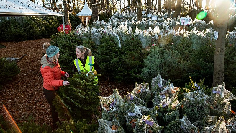 Suben las contrataciones en Navidad, pero no tanto como otros años