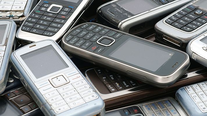 Informativo 24h - Se cumplen 30 años del primer SMS