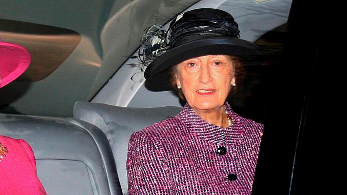 Telediario Fin de Semana - Buckingham fuerza la dimisión de una asistente de Camila por una polémica racista