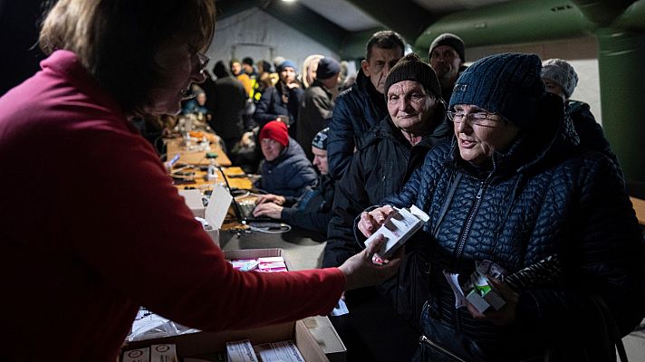 Telediario Fin de Semana - El hambre y el frío se unen a los bombardeos en Zaporiyia