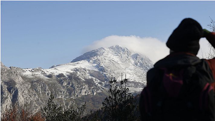  - Telediario 2 en 4' - 04/12/22