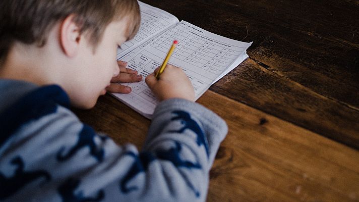 Hablando claro - La vida con altas capacidades: "Vivimos en una sociedad esclava de la normalidad"