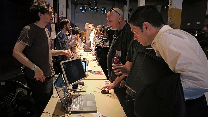 Telediario 2 - Las empresas notan la ausencia de expertos en robótica en España