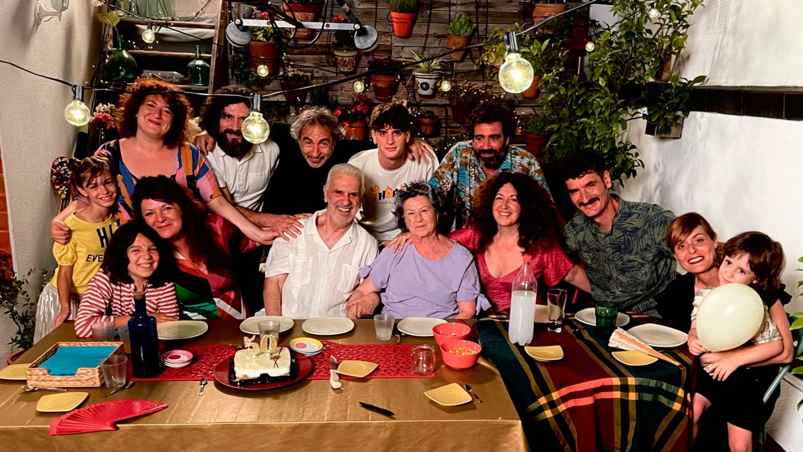 De seda y hierro - De tal palo... - Ver ahora