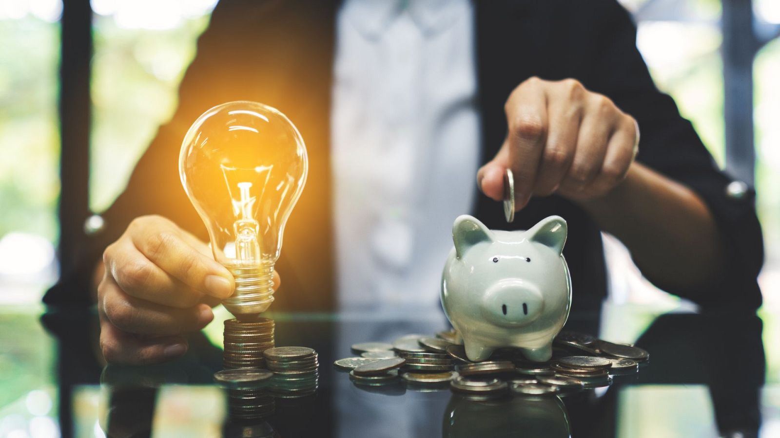 Dime qué bombilla tienes y te diré cuánto gastas: ahorrar en la factura de la luz es posible - Ver ahora