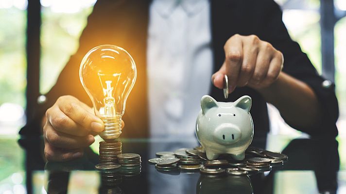 La hora de La 1 - Dime qué bombilla tienes y te diré cuánto gastas