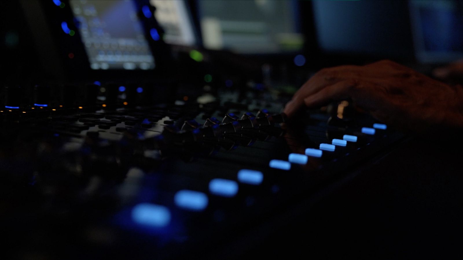 Zoom Net - SIMO EDUCACIÓN 2023, la revolución de Dolby Atmos y juguetes tecnológicos - ver ahora