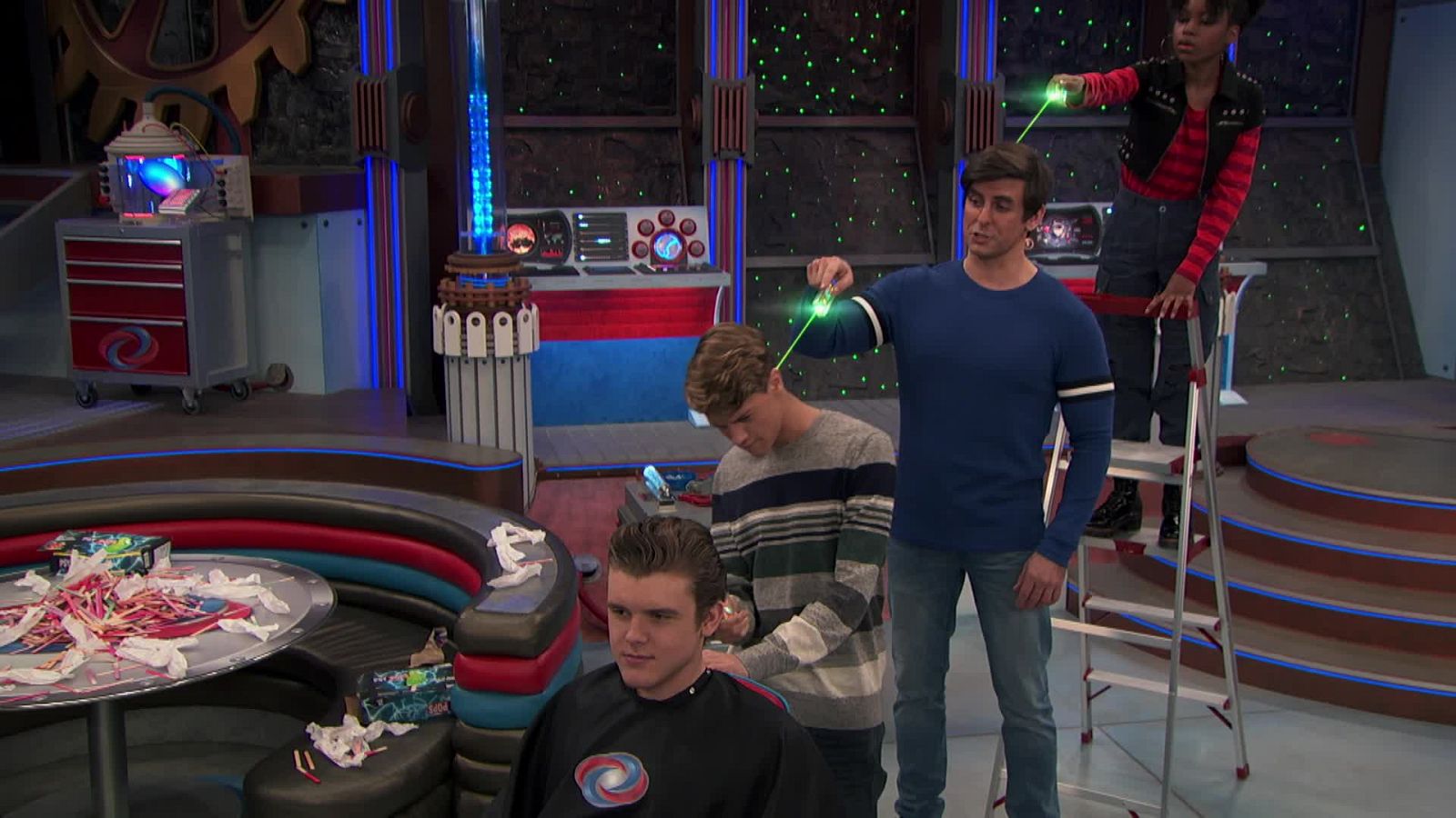 Mi cena con piegrande - Henry Danger | Ver