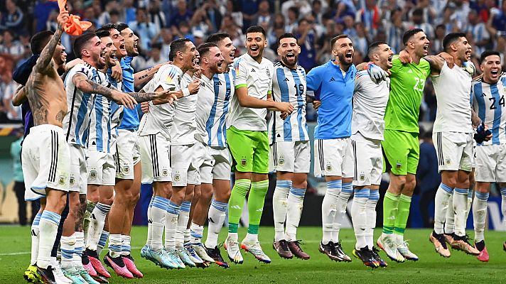 Estudio Estadio Mundial - Entrevista al autor de 'Muchachos', la canción de Argentina