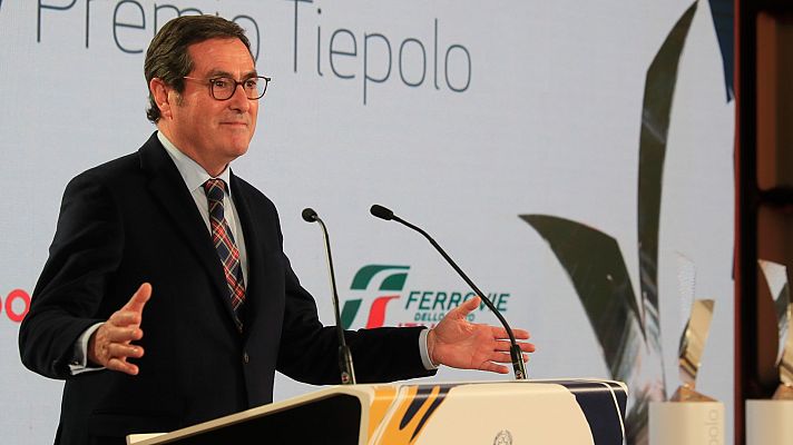 Telediario 1 - La CEOE rompe diálogo con Trabajo tras pactar una enmienda con Bildu para controloar los ERE