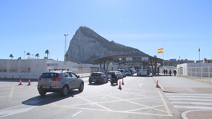 Noticias Andalucía - 40 años de la apertura de la verja