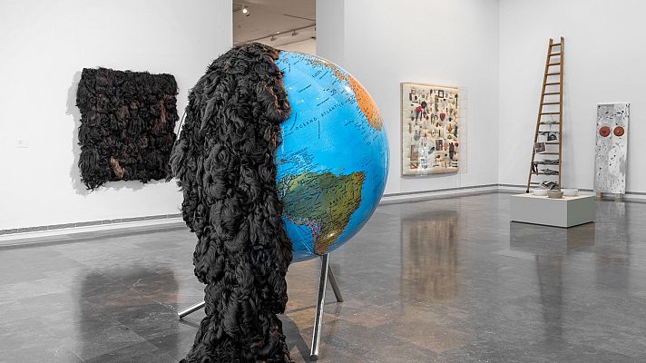 Atención obras - Exposición de Carmen Calvo en el IVAM