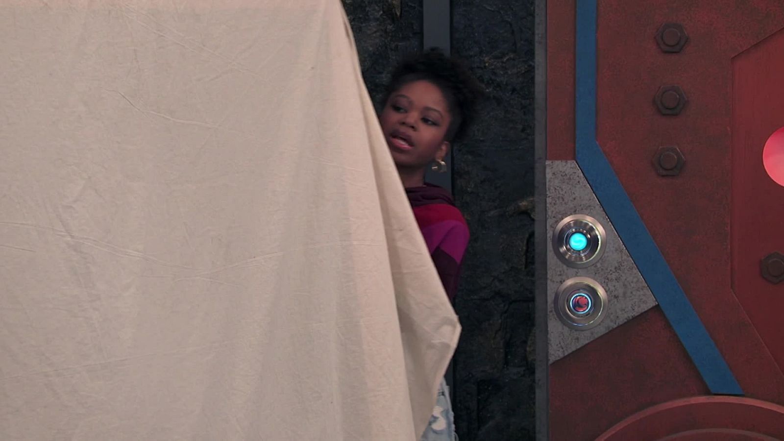 A tope con los topos - Henry Danger | Ver