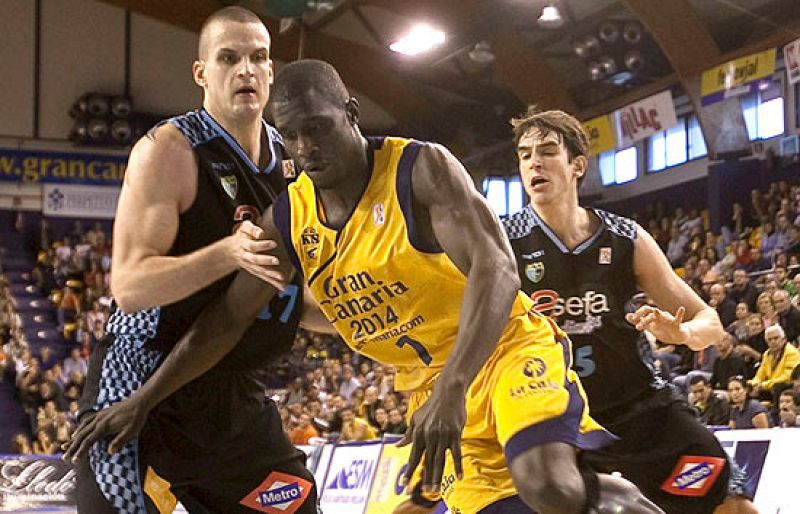 Victoria por la mínima del Gran Canaria 2014 sobre el Asefa Estudiantes (76-75).
