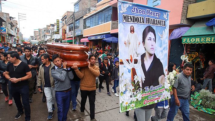 Telediario Fin de Semana - Se elevan a 23 los muertos en las protestas en Perú