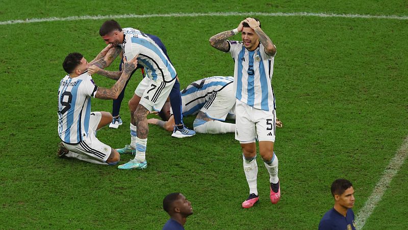 Enzo y Paredes: "Ganar un Mundial con mi país no tiene precio"