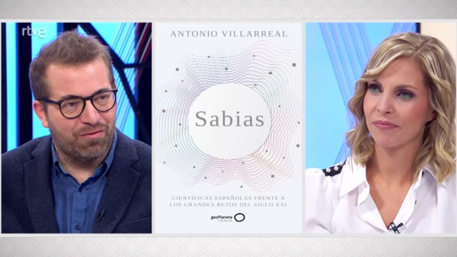 Mara Peterssen entrevista al periodista Antonio Villarreal, que acaba de publicar "Sabias. Científicas españolas frente a los grandes retos del siglo XXI"