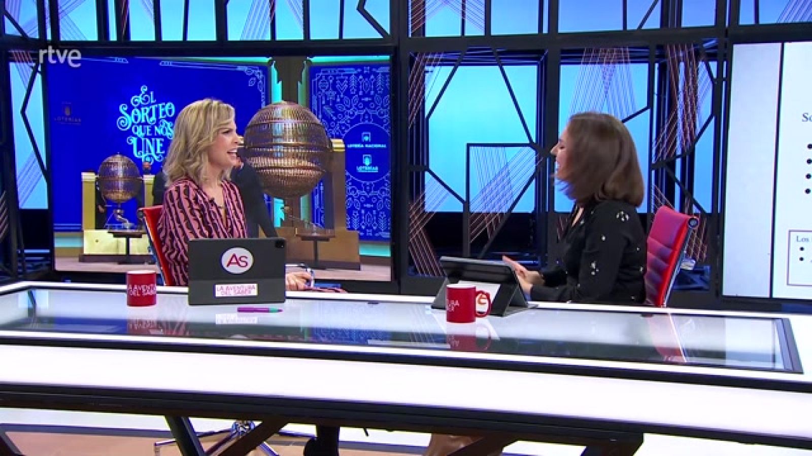 Mara Peterssen y la filóloga y actriz Luna Paredes cuentan algunas de las curiosidades lingüísticas que giran en torno al sorteo de la lotería de Navidad.