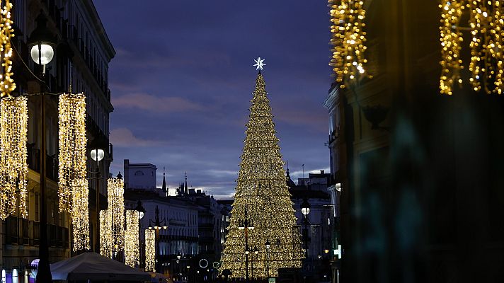 Telediario 2 - La vuelta a las navidades sin restricciones se deja notar en las reservas hoteleras